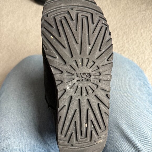 Ugg Black Bailey Button Triplet - Picture 4 of 4